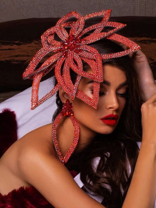 Crown Set Limited 123