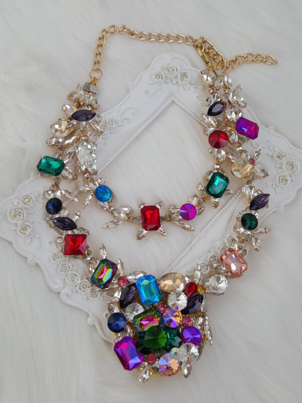 Limited Necklace 095a