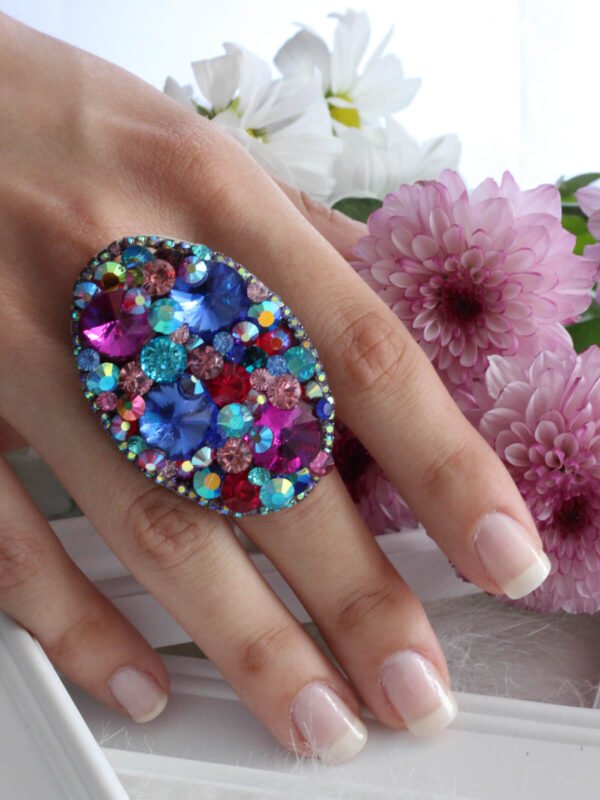 Limited Ring 011